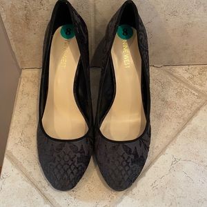 Nine West black heels sz8